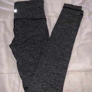 Lululemon leggings full length, gray! Size 4